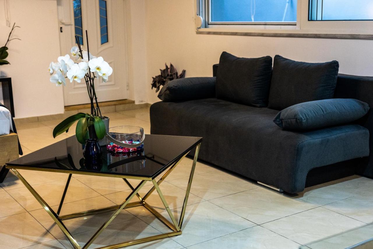 Black Suites Chania  Zewnętrze zdjęcie